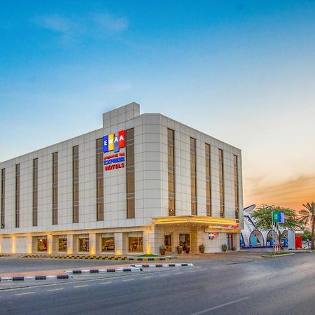 Ewaa Express Hotel - Buraydah Bagian luar foto